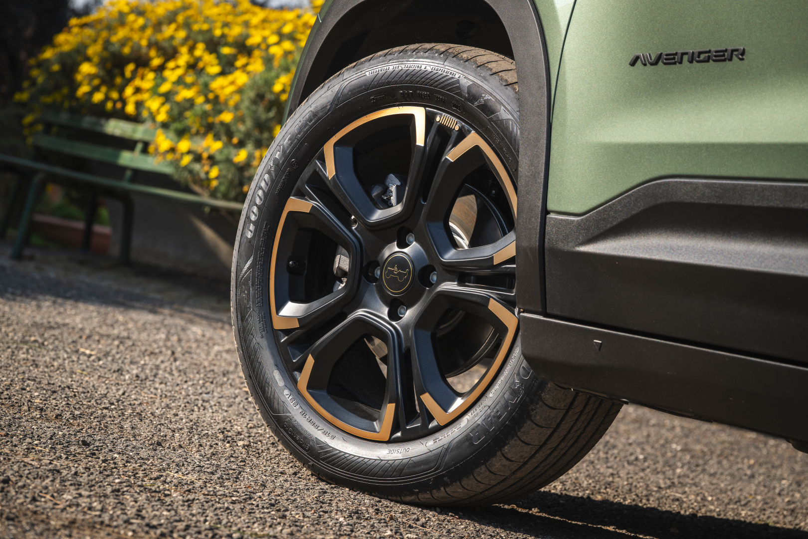 SMALL_NewJeepAvenger4xe85thanniversary (22)